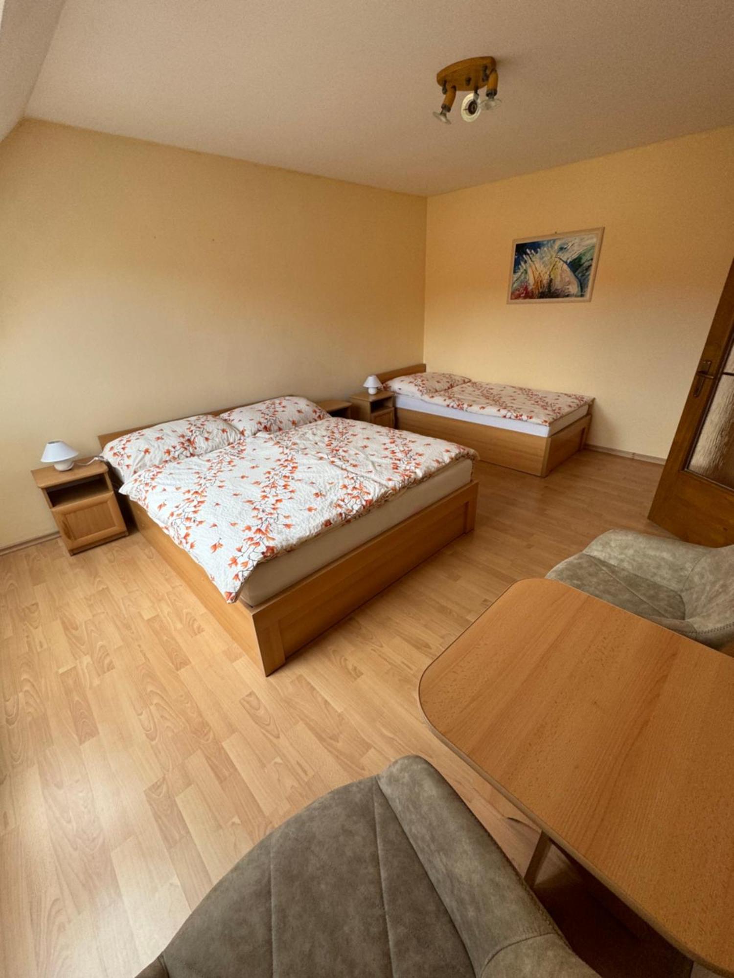 Apartamento Lutra Montana Relov Exterior foto