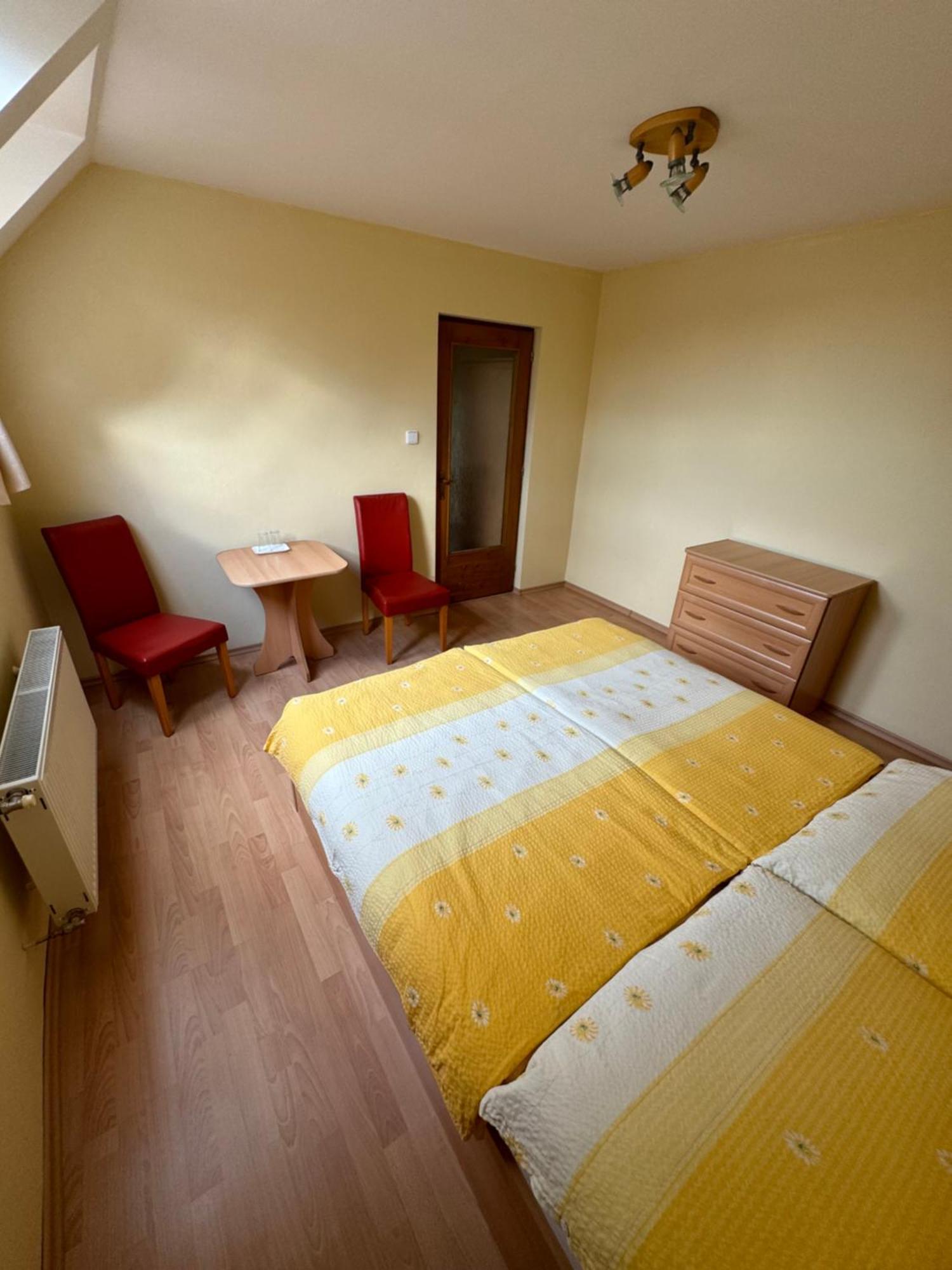 Apartamento Lutra Montana Relov Exterior foto