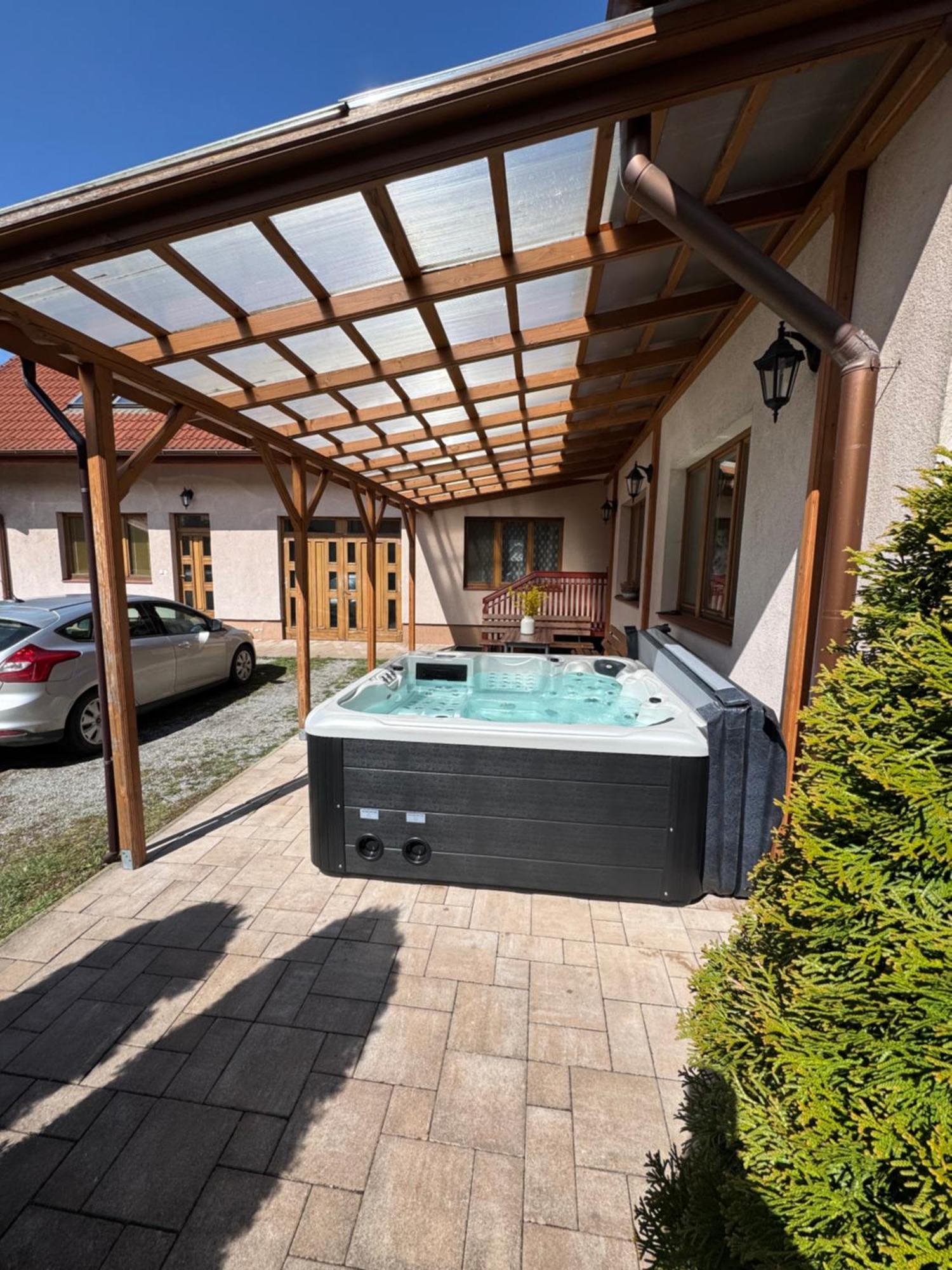 Apartamento Lutra Montana Relov Exterior foto